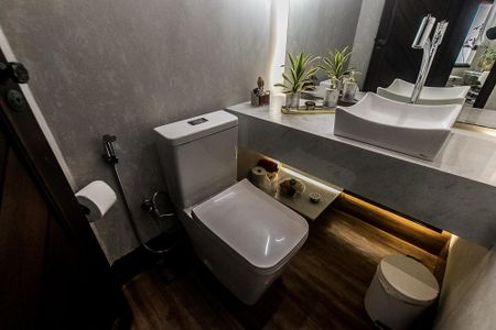 Casa para alugar com 300m², 5 quartos e 3 vagasLavabo