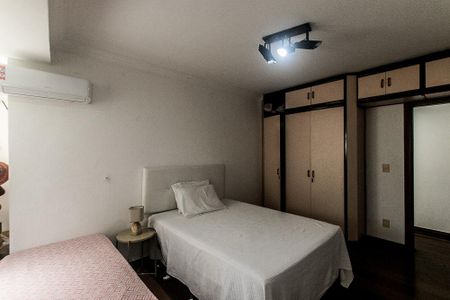 Casa para alugar com 300m², 5 quartos e 3 vagasQuarto 5