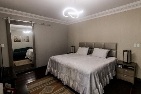 Casa para alugar com 300m², 5 quartos e 3 vagasQuarto 4