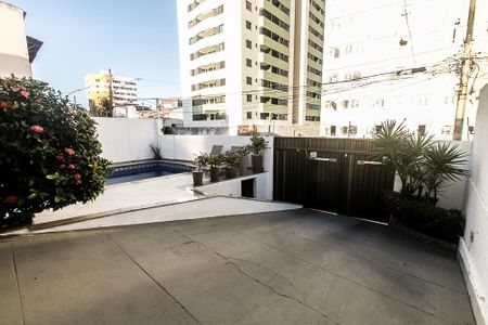 Casa para alugar com 300m², 5 quartos e 3 vagasÁrea comum