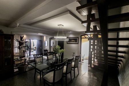 Casa para alugar com 300m², 5 quartos e 3 vagasSala 2