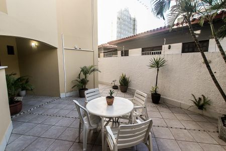 Casa para alugar com 300m², 5 quartos e 3 vagasÁrea comum