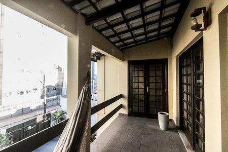 Casa para alugar com 300m², 5 quartos e 3 vagasVaranda