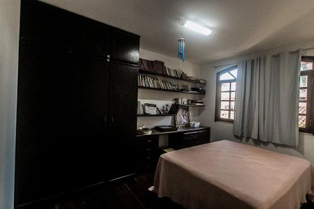 Casa para alugar com 300m², 5 quartos e 3 vagasQuarto 3