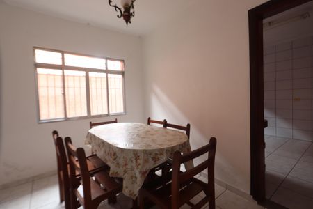 Sala de Jantar de casa para alugar com 3 quartos, 150m² em Jardim Santa Adelia, São Paulo