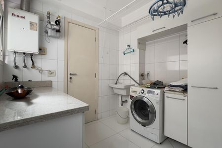 Apartamento para alugar com 174m², 4 quartos e 3 vagasCozinha e Área de Serviço