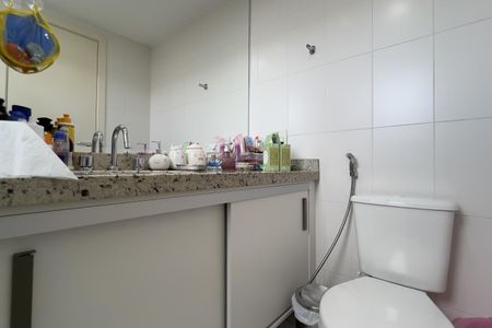 Apartamento para alugar com 174m², 4 quartos e 3 vagasBanheiro da Suíte 1