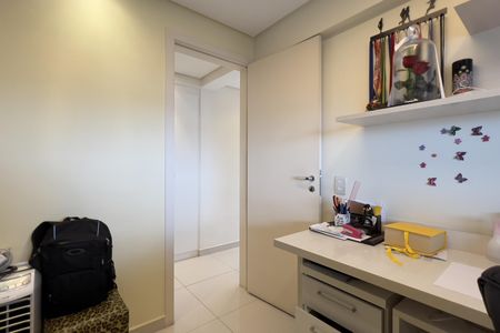 Apartamento para alugar com 174m², 4 quartos e 3 vagasQuarto 2