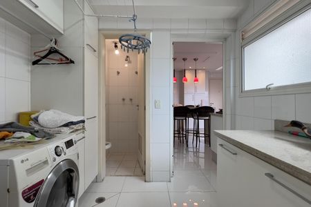 Apartamento para alugar com 174m², 4 quartos e 3 vagasCozinha e Área de Serviço