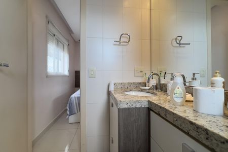Apartamento para alugar com 174m², 4 quartos e 3 vagasBanheiro da Suíte 2