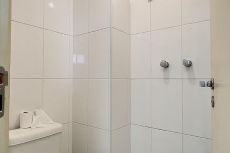 Apartamento para alugar com 174m², 4 quartos e 3 vagasBanheiro de serviço