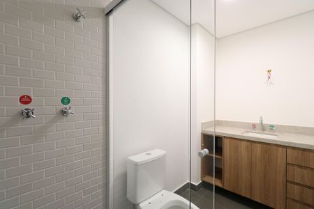 Apartamento para alugar com 80m², 2 quartos e 1 vagaBanheiro da Suíte 1