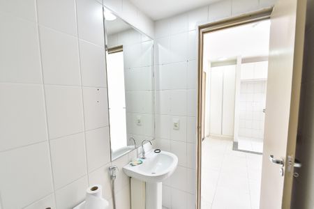 Apartamento para alugar com 39m², 1 quarto e sem vaga Apartamento para alugar com 39m², 1 quarto e sem vagaBanheiro