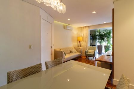 Apartamento à venda com 88m², 3 quartos e 2 vagas Apartamento à venda com 88m², 3 quartos e 2 vagasSala