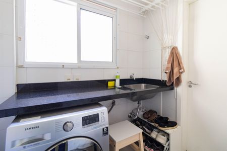 Apartamento à venda com 88m², 3 quartos e 2 vagas Apartamento à venda com 88m², 3 quartos e 2 vagasÁrea de Serviço