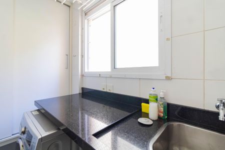 Apartamento à venda com 88m², 3 quartos e 2 vagas Apartamento à venda com 88m², 3 quartos e 2 vagasÁrea de Serviço