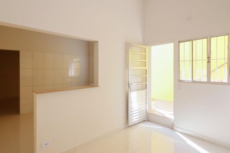 Sala de casa para alugar com 1 quarto, 38m² em Parque Novo Mundo, São Paulo