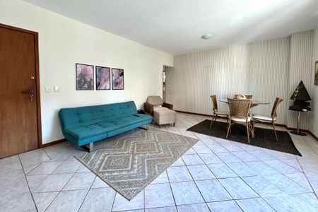 Apartamento para alugar com 240m², 4 quartos e 2 vagasSala