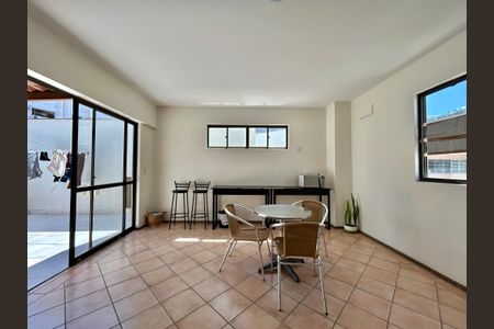 Sala 2 de apartamento para alugar com 4 quartos, 240m² em Centro, Florianópolis