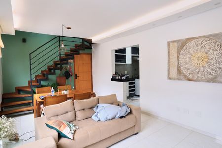 Sala de apartamento à venda com 4 quartos, 160m² em Fernão Dias, Belo Horizonte