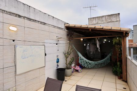 Apartamento à venda com 160m², 4 quartos e 2 vagas Apartamento à venda com 160m², 4 quartos e 2 vagasCobertura