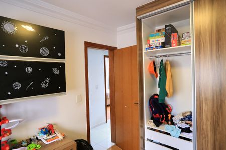 Apartamento à venda com 160m², 4 quartos e 2 vagas Apartamento à venda com 160m², 4 quartos e 2 vagasQuarto