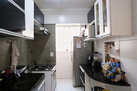 Apartamento à venda com 160m², 4 quartos e 2 vagas Apartamento à venda com 160m², 4 quartos e 2 vagasCozinha e Área de Serviço