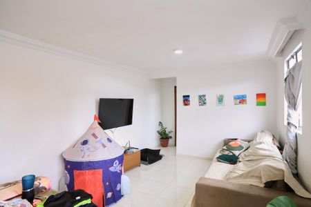 Apartamento à venda com 160m², 4 quartos e 2 vagas Apartamento à venda com 160m², 4 quartos e 2 vagasSala de TV