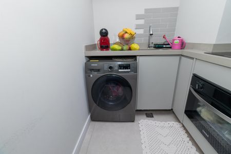 Apartamento à venda com 37m², 2 quartos e sem vagaCozinha e Área de Serviço