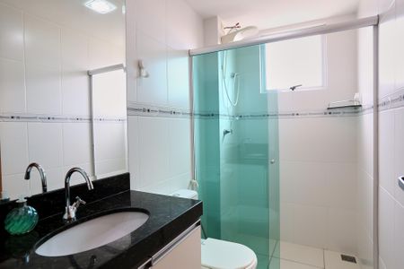 Apartamento à venda com 79m², 3 quartos e 2 vagas Apartamento à venda com 79m², 3 quartos e 2 vagasBanheiro