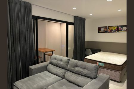 Foto 01 de apartamento para alugar com 1 quarto, 36m² em Campo Belo, São Paulo