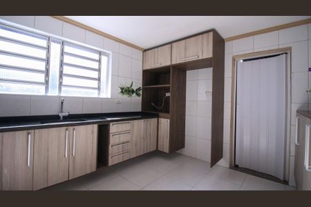 Casa à venda com 300m², 4 quartos e 4 vagas