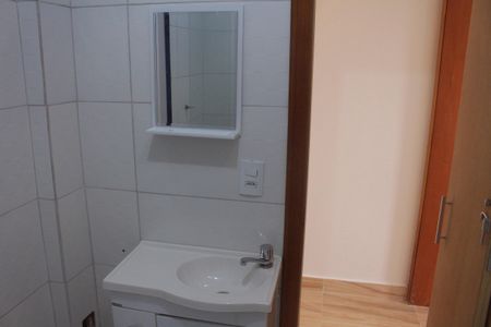 Casa para alugar com 80m², 2 quartos e sem vaga Casa para alugar com 80m², 2 quartos e sem vagaBanheiro