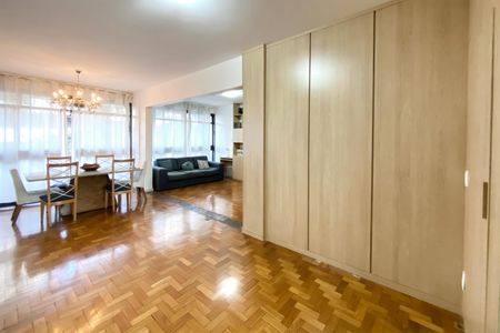 Apartamento à venda com 195m², 3 quartos e 1 vagaArmários da Sala