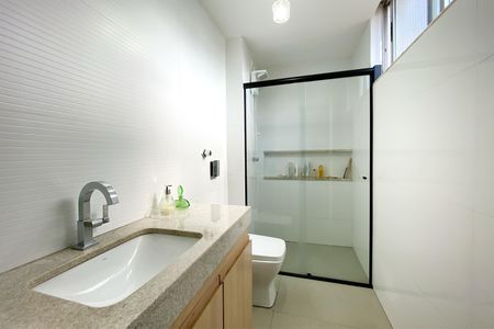 Apartamento à venda com 195m², 3 quartos e 1 vagaBanheiro da Suíte 1