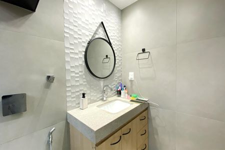 Apartamento à venda com 195m², 3 quartos e 1 vagaBanheiro da Suíte 3