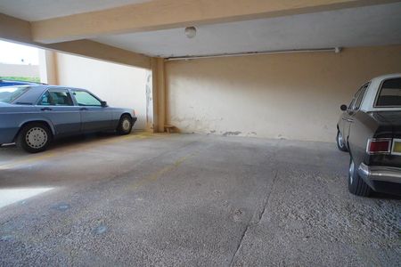 Apartamento à venda com 70m², 2 quartos e 1 vaga Apartamento à venda com 70m², 2 quartos e 1 vagaGaragem