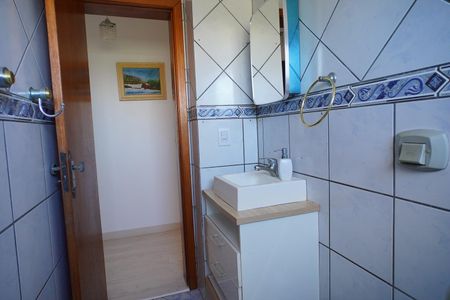 Apartamento à venda com 70m², 2 quartos e 1 vaga Apartamento à venda com 70m², 2 quartos e 1 vagaBanheiro