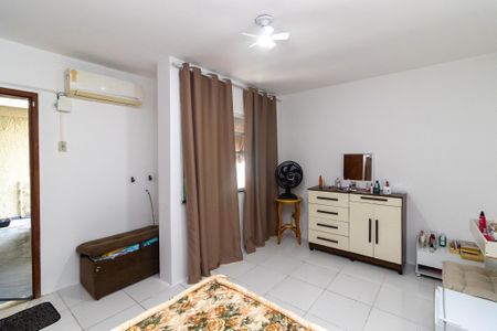 Casa para alugar com 300m², 4 quartos e 1 vaga Casa para alugar com 300m², 4 quartos e 1 vagaSuíte