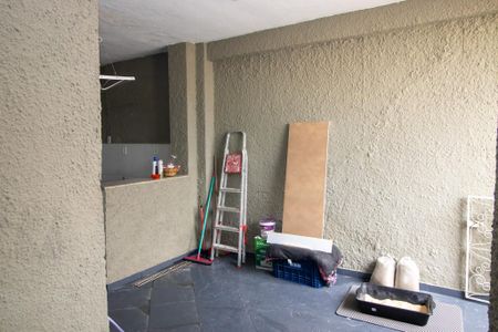 Casa para alugar com 300m², 4 quartos e 1 vaga Casa para alugar com 300m², 4 quartos e 1 vagaÁrea de Serviço 2