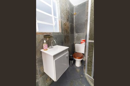 Casa para alugar com 300m², 4 quartos e 1 vaga Casa para alugar com 300m², 4 quartos e 1 vagaBanheiro do Terraço