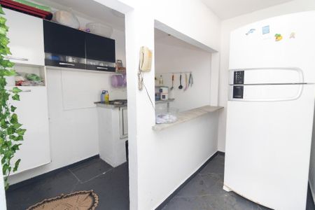 Casa para alugar com 300m², 4 quartos e 1 vaga Casa para alugar com 300m², 4 quartos e 1 vagaTerraço - Cozinha