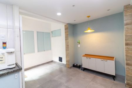 Casa para alugar com 300m², 4 quartos e 1 vaga Casa para alugar com 300m², 4 quartos e 1 vagaCopa