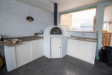 Casa para alugar com 300m², 4 quartos e 1 vaga Casa para alugar com 300m², 4 quartos e 1 vagaTerraço