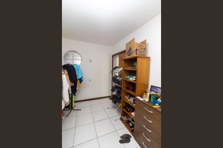 Casa para alugar com 300m², 4 quartos e 1 vaga Casa para alugar com 300m², 4 quartos e 1 vagaQuarto 2 - Closet