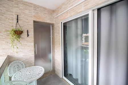 Casa para alugar com 300m², 4 quartos e 1 vaga Casa para alugar com 300m², 4 quartos e 1 vagaVaranda do Quarto 1
