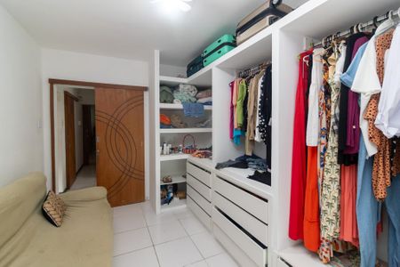 Casa para alugar com 300m², 4 quartos e 1 vaga Casa para alugar com 300m², 4 quartos e 1 vagaQuarto 1