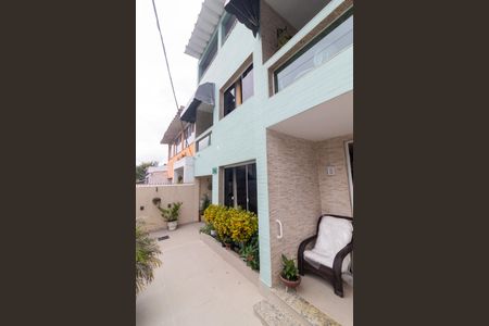 Casa para alugar com 300m², 4 quartos e 1 vaga Casa para alugar com 300m², 4 quartos e 1 vagaEntrada