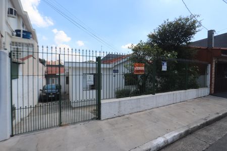 Casa à venda com 280m², 4 quartos e 4 vagasFachada