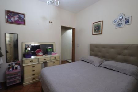 Casa à venda com 280m², 4 quartos e 4 vagasQuarto 1 - Casa 2